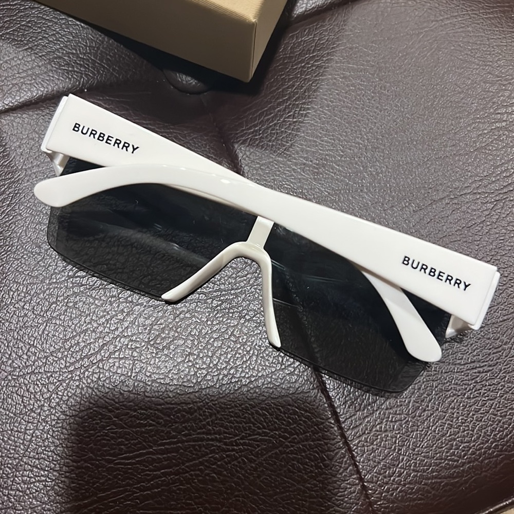 BURBERRY Hologram Shield Sunglasses White - Picture 3 of 4